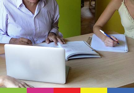 Trabajando sobre el escritorio